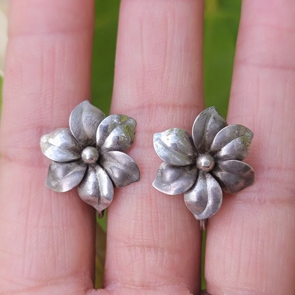 Vintage solid 925 sterling silver ornate detailed orchid earrings - Picture 4 of 16
